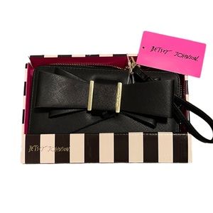 Betsy Johnson Black Wristlet Clutch
